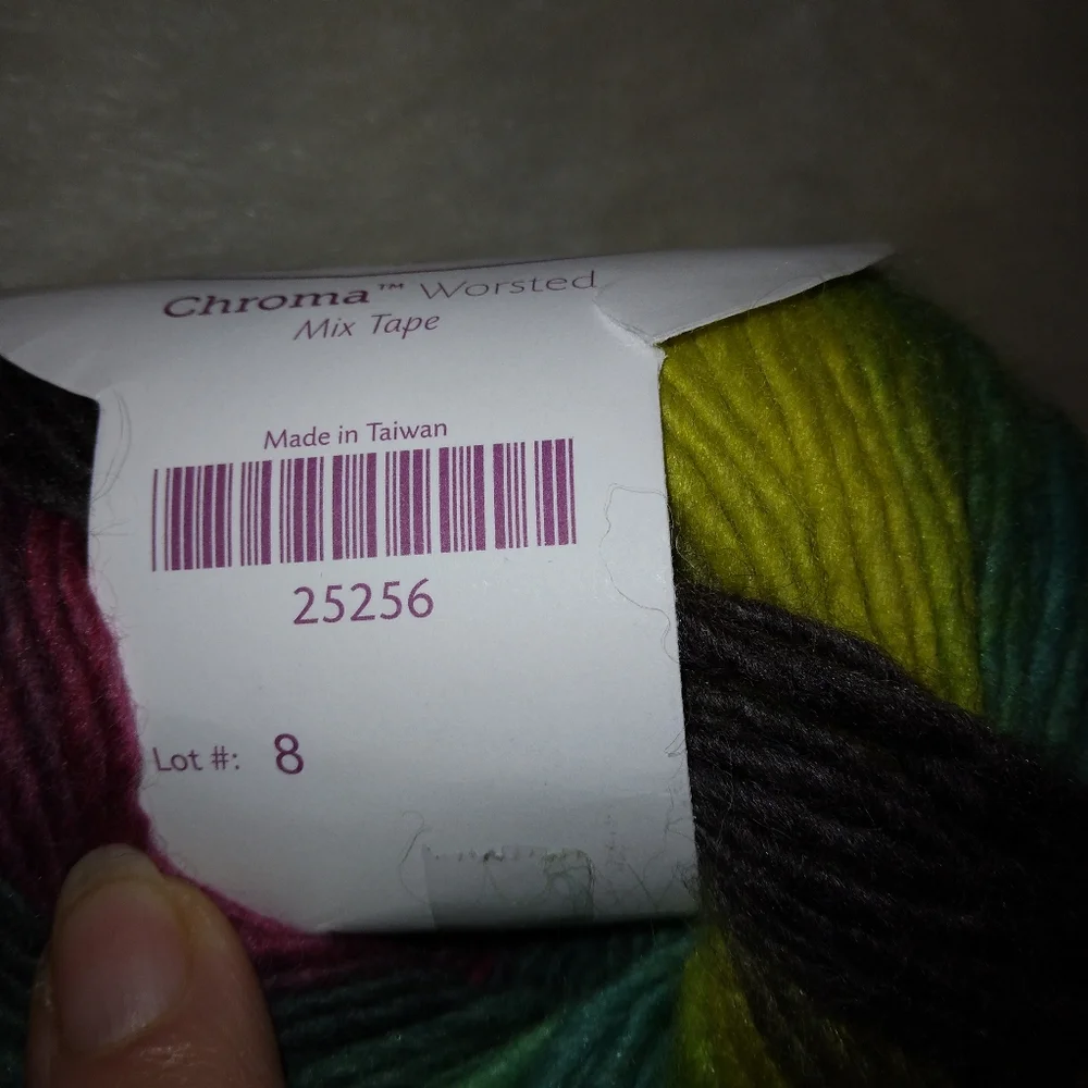 YARN Knit Picks Chroma Worsted in Mix Tape 100 grams